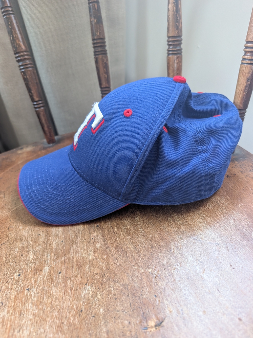 Texas Rangers Baseball Cap - Picture 2 of 4